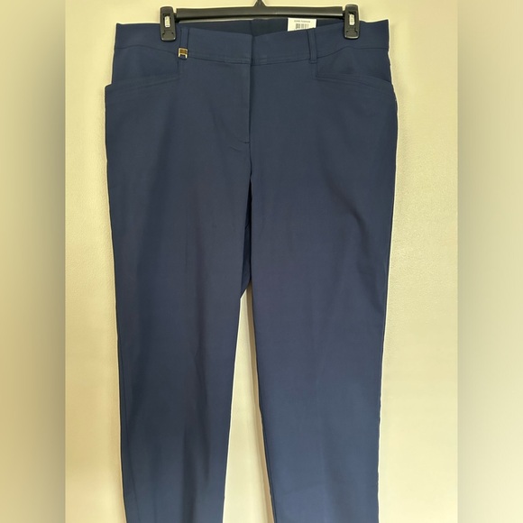 JM COLLECTION Regular Length Curvy-Fit Straight-Leg Blue Pants Comfort Size 18 S - Picture 9 of 10